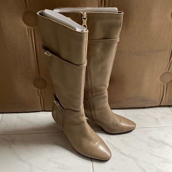 Bcbg heeled boots - Picture 1 of 11